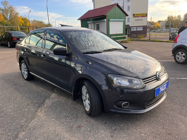 Фото Volkswagen Polo Sedan 3