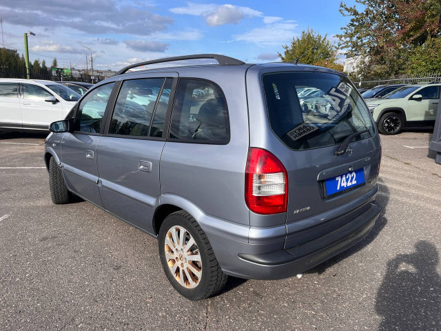 Фото Opel Zafira 7