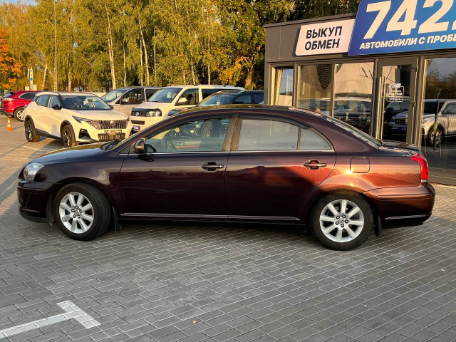 Фото Toyota Avensis 8