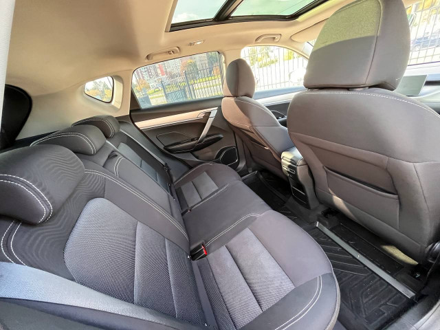 Фото Geely Coolray 18