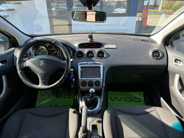 Фото Peugeot 308 17