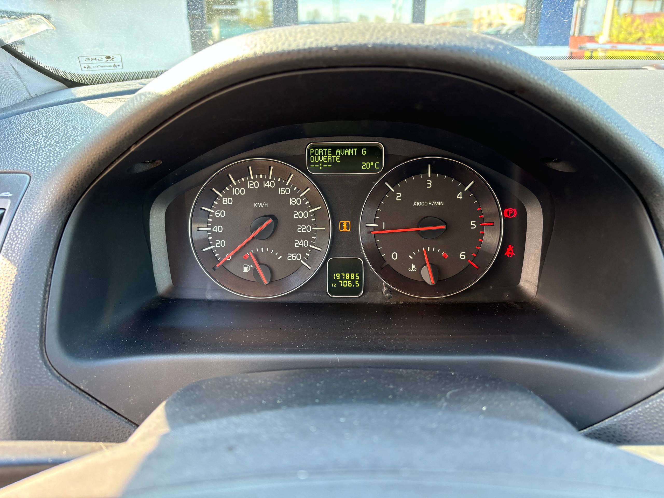  V50