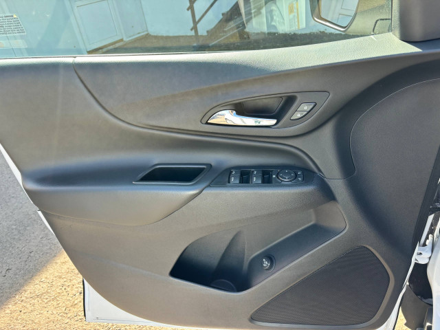 Фото Chevrolet Equinox 15