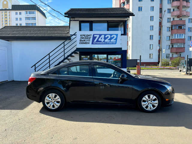 Фото Chevrolet Cruze 4