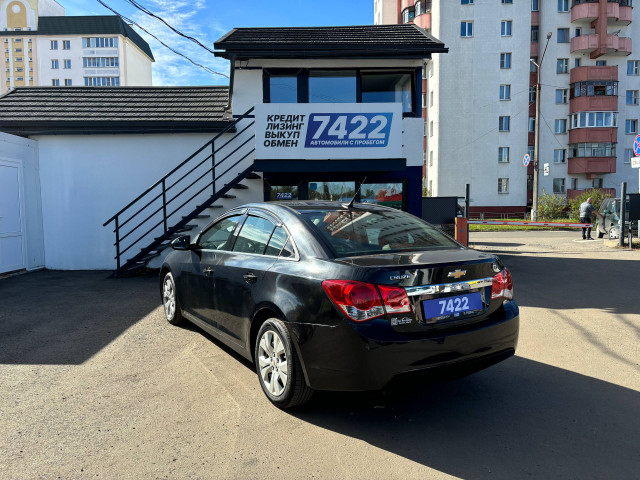 Фото Chevrolet Cruze 7
