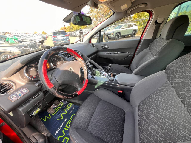 Фото Peugeot 3008 9