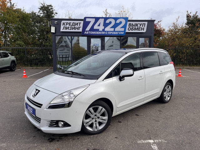 Фото Peugeot 5008 1