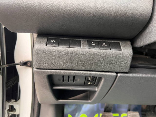 Фото Peugeot 5008 14