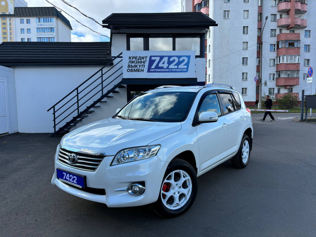 Фото Toyota Rav4 1