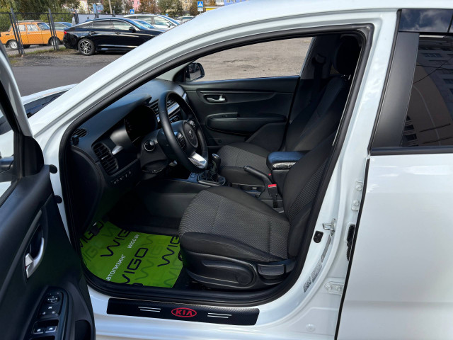 Фото Kia Rio 9