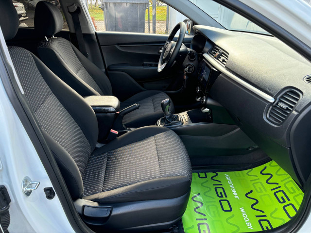Фото Kia Rio 19