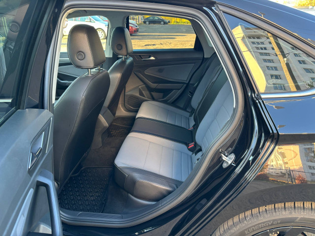 Фото Volkswagen Jetta 15