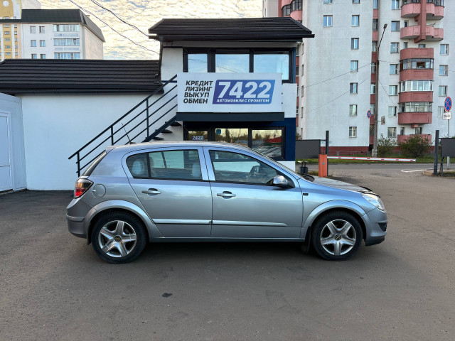 Фото Opel Astra 4