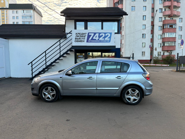 Фото Opel Astra 8
