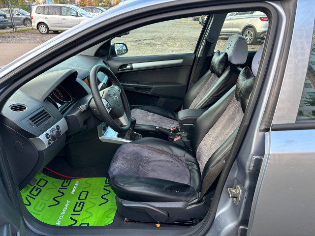 Фото Opel Astra 9