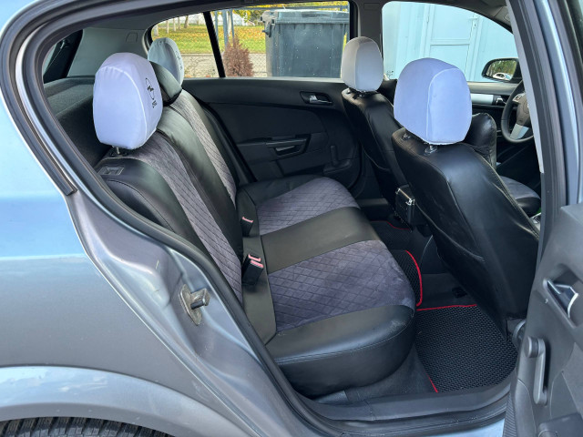 Фото Opel Astra 18