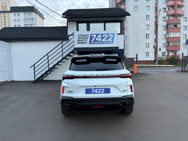 Фото Geely Binyue 6