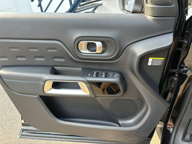 Фото Citroen C5 Aircross 15