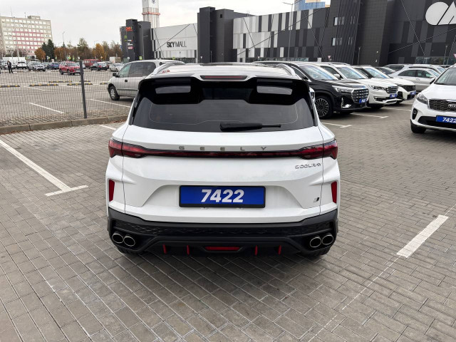 Фото Geely Coolray 6