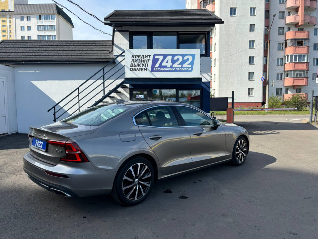 Фото Volvo S60 5