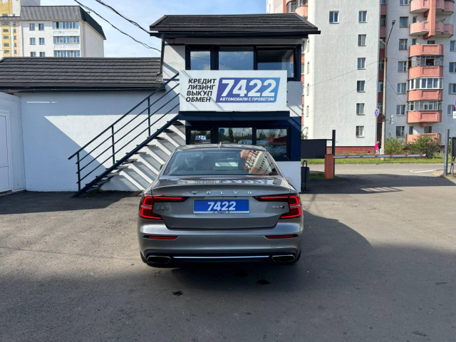Фото Volvo S60 6