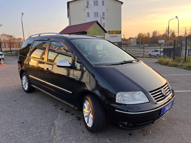 Фото Volkswagen Sharan 3