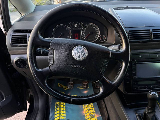 Фото Volkswagen Sharan 12