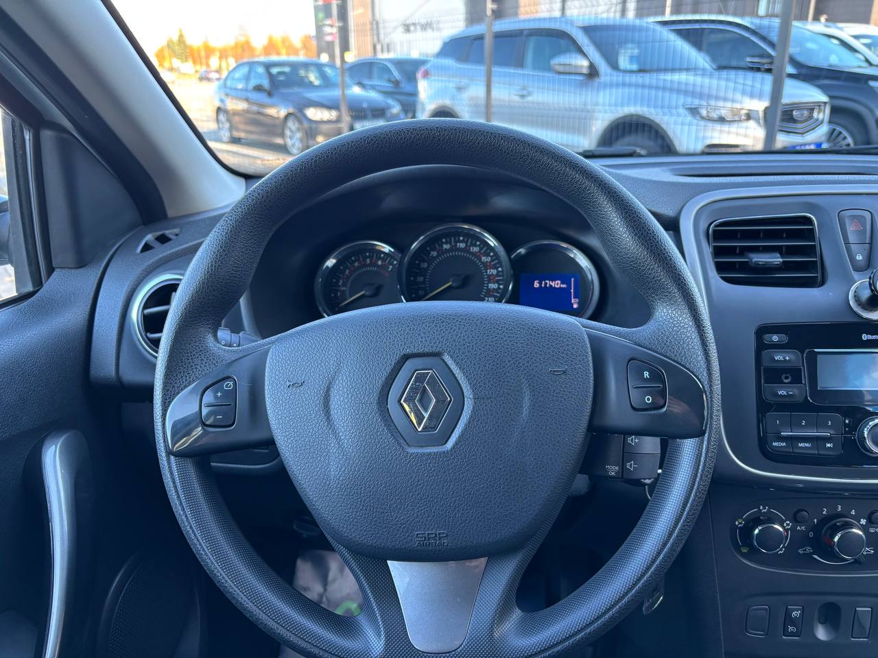  Sandero