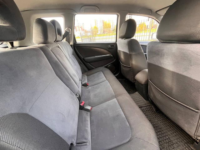 Фото Mitsubishi Outlander 18