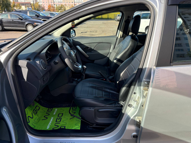 Фото Renault Logan Stepway 9