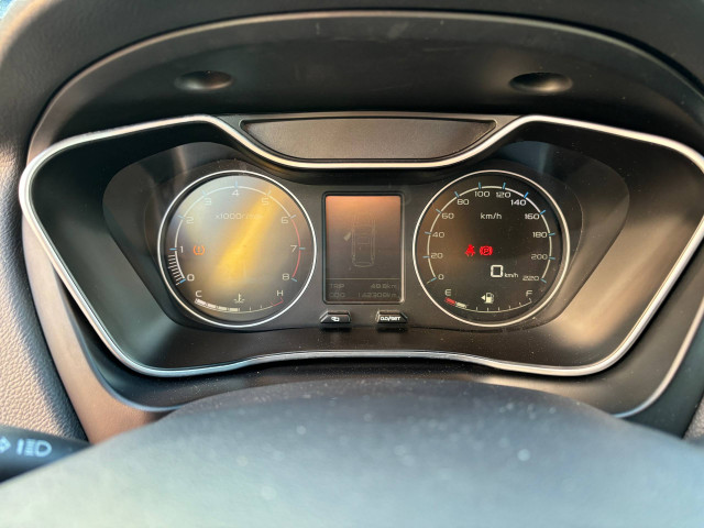 Фото Geely Emgrand X7 11