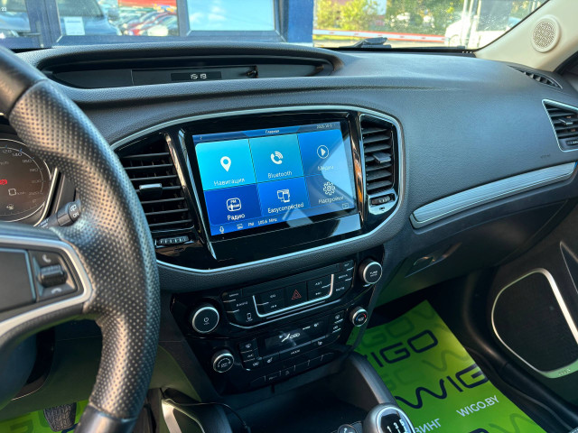 Фото Geely Emgrand X7 12