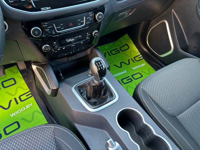 Фото Geely Emgrand X7 13