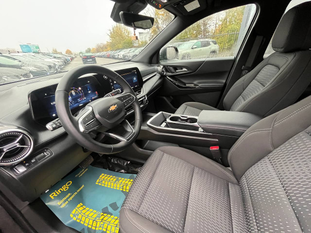 Фото Chevrolet Equinox 15