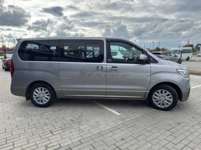 Фото Hyundai Grand Starex 4