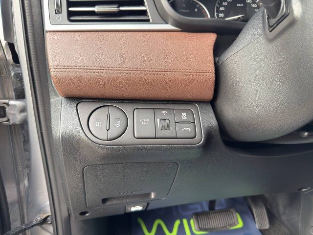 Фото Hyundai Grand Starex 10
