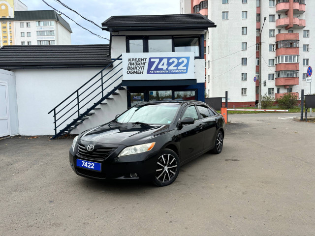 Фото Toyota Camry 1