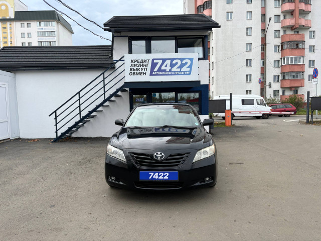 Фото Toyota Camry 2