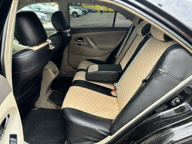 Фото Toyota Camry 16