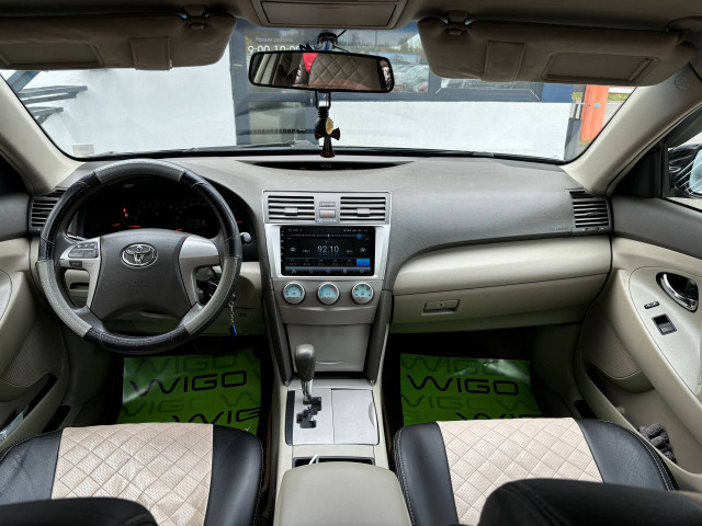 Фото Toyota Camry 17