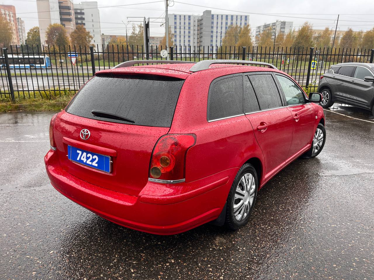  Avensis