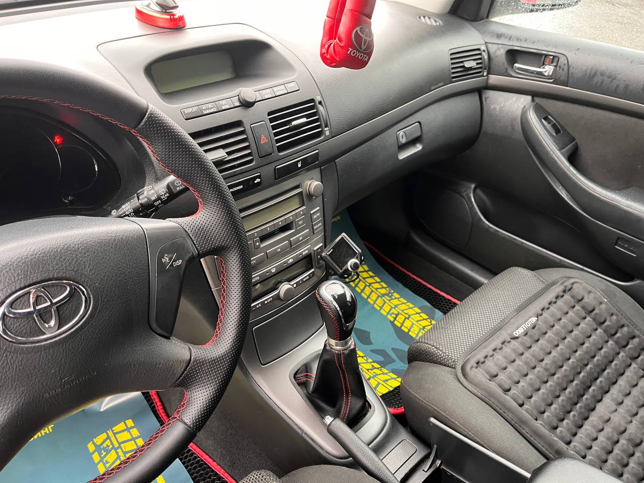  Avensis