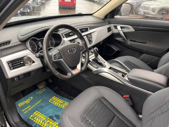 Фото Geely Atlas 10