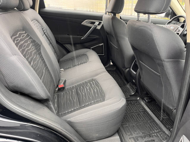 Фото Geely Atlas 18