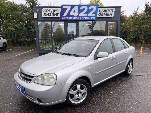 Фото Chevrolet Lacetti 1