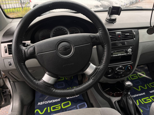 Фото Chevrolet Lacetti 12