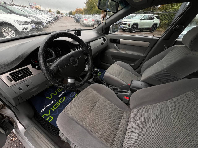 Фото Chevrolet Lacetti 18