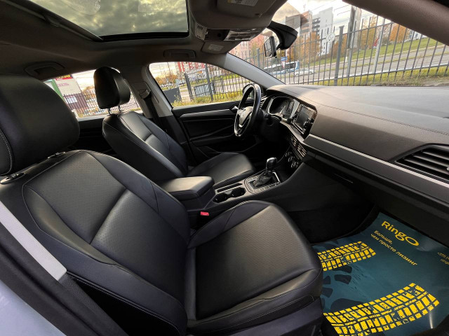 Фото Volkswagen Jetta 18