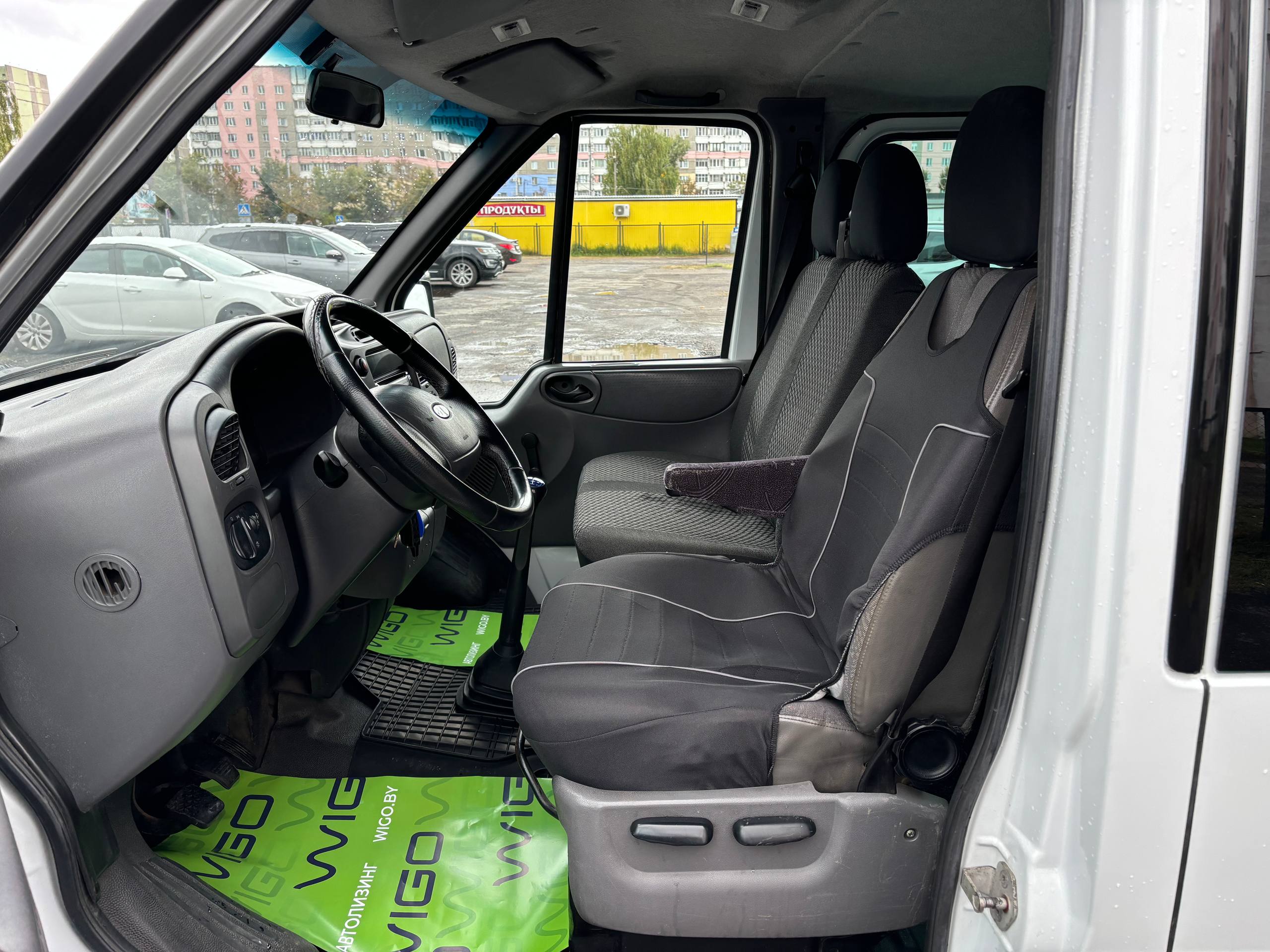  Transit Tourneo