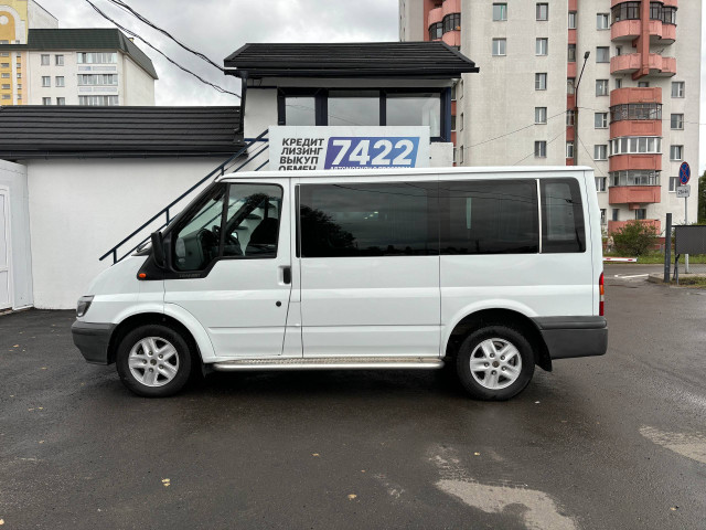 Фото Ford Transit Tourneo 9